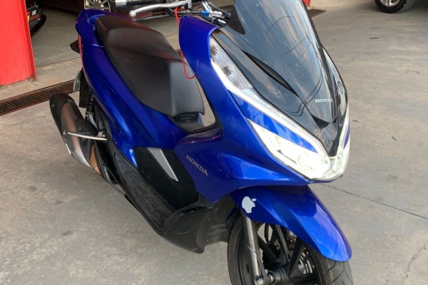 Crossover das motos, Honda X-ADV chega à linha 2019 - Revista iCarros