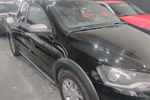 comprar Volkswagen Saveiro cross em São Paulo - SP