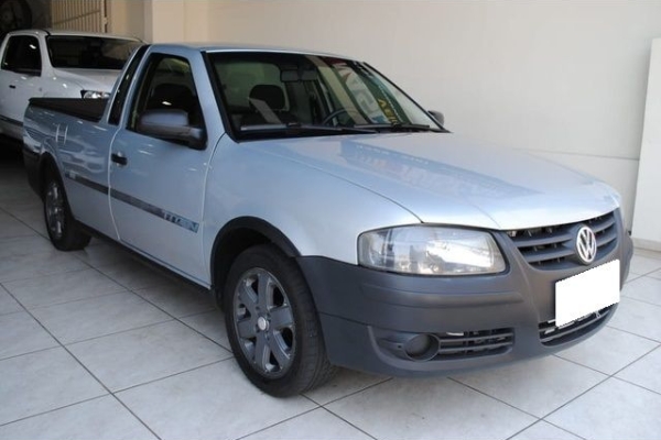 Volkswagen Saveiro a partir de 2009 1.6 Mi Titan 2p em Jundiaí - SP