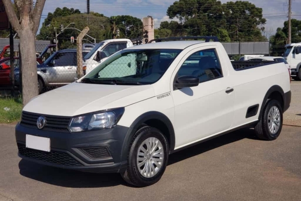 Volkswagen Saveiro 1.6 Mi Titan Cs em Curitiba