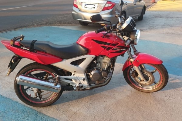 Honda CBX 250 TWISTER 2008 em Paraná - SóCarrão