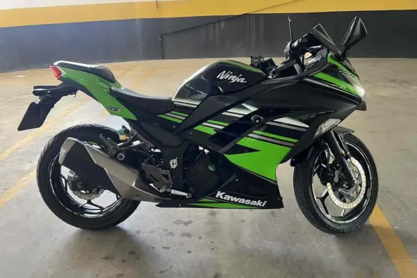 Kawasaki Ninja a partir de 1995 Zx-10r 1000cc | Chaves na Mão