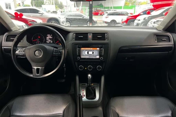 Volkswagen Jetta 2014 por R$ 72.900, Curitiba, PR - ID: 6122928