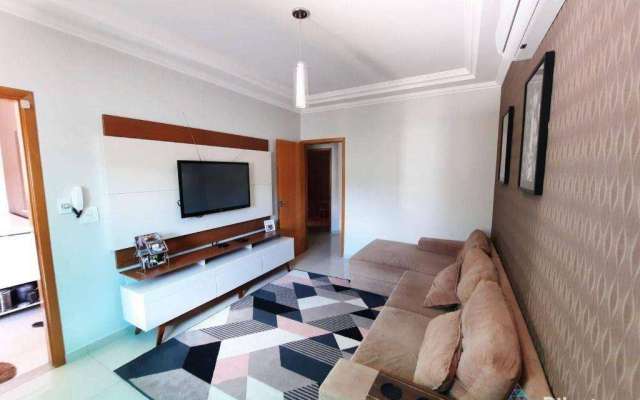 Casa com 3 dormitórios à venda, 200 m² por R$ 645.000,00 - Parque Residencial Michael Licha - Londrina/PR