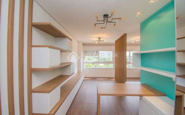 Loft com 1 quarto para alugar na Avenida Ipiranga, 8355, Partenon, Porto Alegre, 34 m2 por R$ 2.200