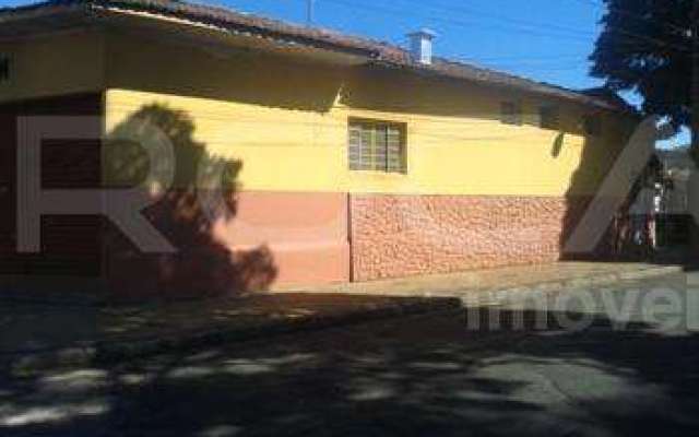Casa com 2 quartos à venda na Rua Antônio de Almeida Leite, 156, Vila Prado, São Carlos, 164 m2 por R$ 220.000