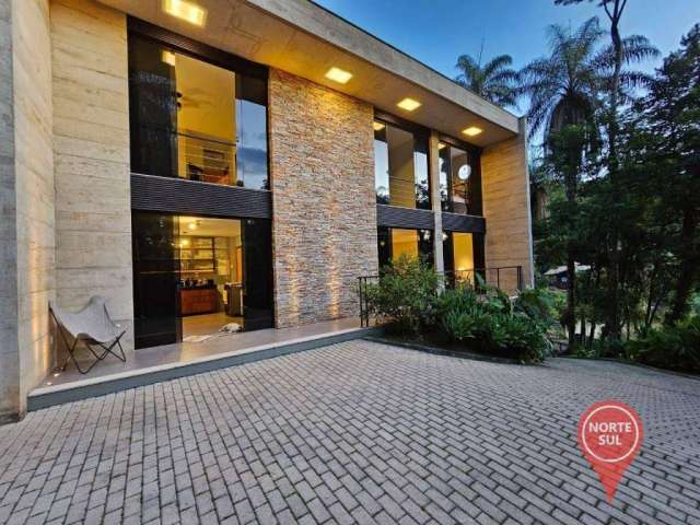 Casa com 3 dormitórios à venda, 270 m² por R$ 1.800.000,00 - Ouro Velho Mansões Fundos - Nova Lima/MG