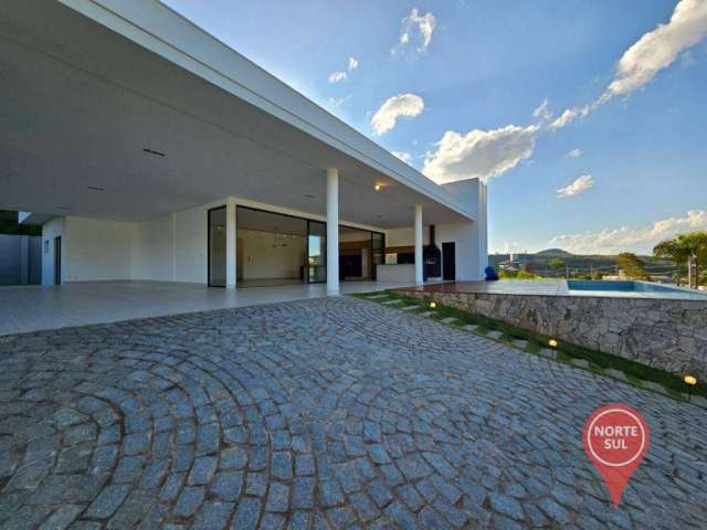 Casa com 4 quartos à venda, 335 m² por R$ 2.990.000 - Condomínio Valle da Serra - Betim/MG