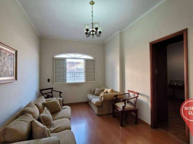 Casa com 3 dormitórios à venda, 205 m² por R$ 690.000,00 - Carlos Prates - Belo Horizonte/MG