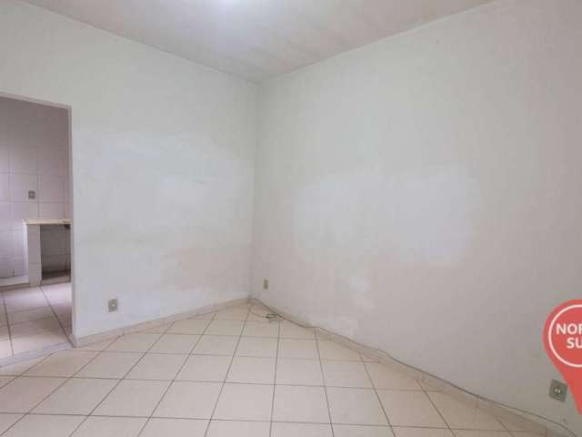 Kitnet com 1 dormitório para alugar, 30 m² por R$ 1.100,00/mês - Cantro - Brumadinho/MG