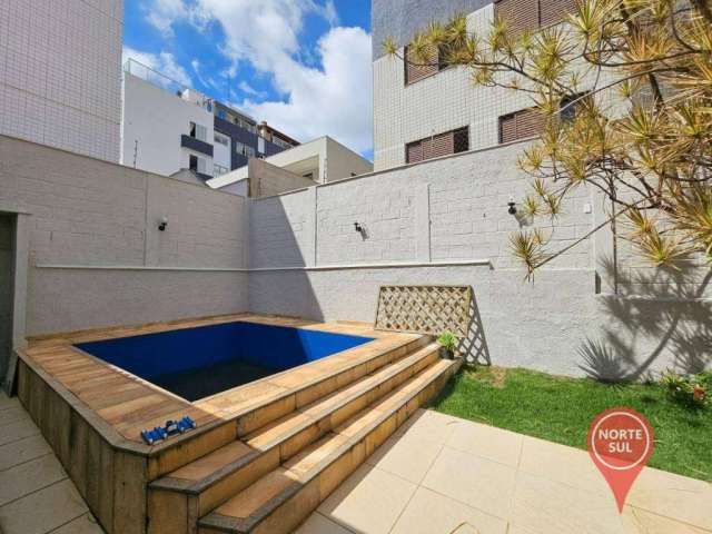 Casa semimobiliada com 4 dormitórios à venda, 330 m² por R$ 1.700.000 - Buritis - Belo Horizonte/MG