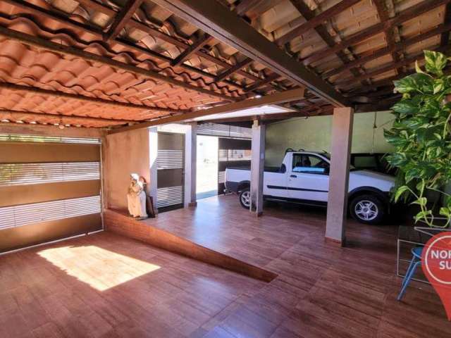 Casa com 6 dormitórios à venda, 390 m² por R$ 1.000.000 - São Conrado - Brumadinho/MG