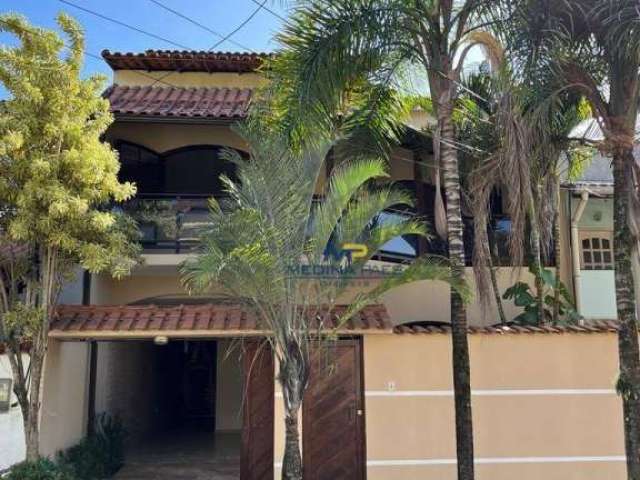Casa com 3 dormitórios à venda por R$ 380.000,00 - Amendoeira - São Gonçalo/RJ