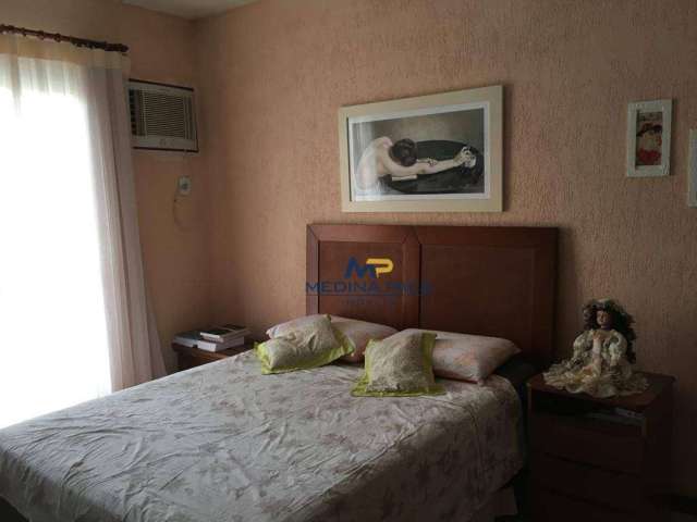 Apartamento com 2 dormitórios à venda, 60 m² por R$ 210.000,00 - Pendotiba - Niterói/RJ