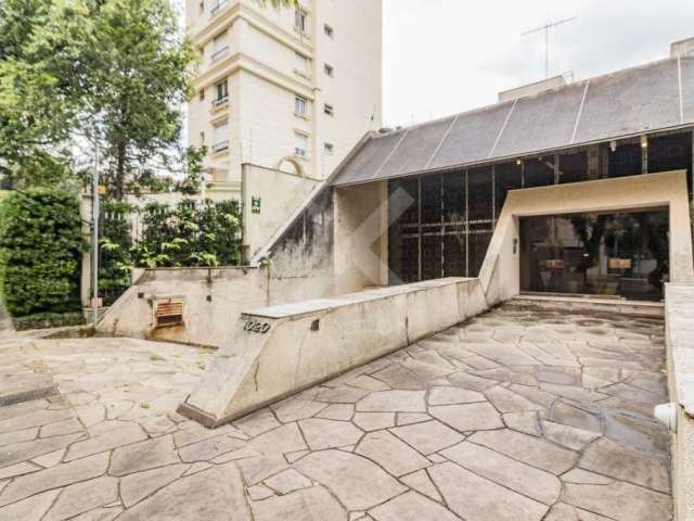 Casa com 4 quartos à venda na Pedro Chaves Barcelos, 1020, Petrópolis, Porto Alegre por R$ 1.500.000