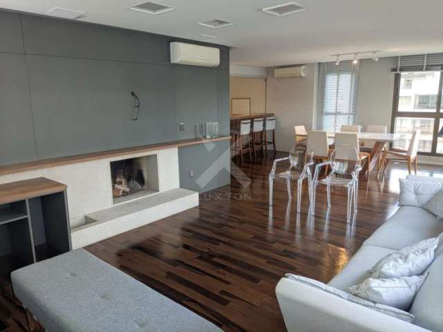 Apartamento com 3 quartos para alugar na Joao Caetano, 58, Petrópolis, Porto Alegre por R$ 10.000