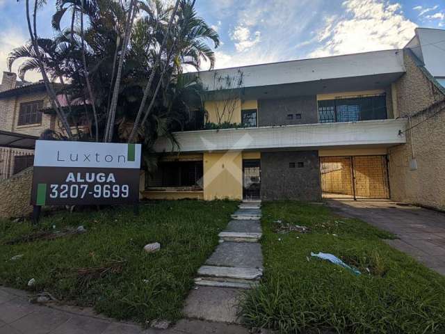 Casa comercial para alugar na Rua Itapeva, 53, Passo da Areia, Porto Alegre por R$ 18.000