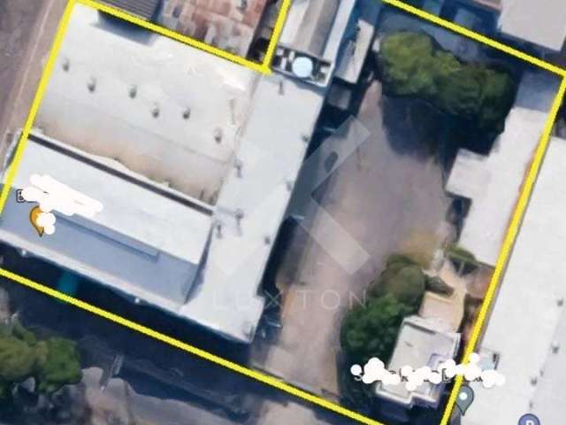 Terreno à venda na Avenida Pernambuco, 2214, Navegantes, Porto Alegre por R$ 1.680.000