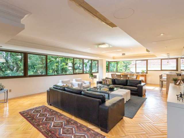 Apartamento com 3 quartos à venda na Rua Cônego Viana, 240, Rio Branco, Porto Alegre por R$ 2.180.000