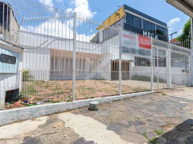 Casa com 3 quartos para alugar na Joao Walig, 2145, Chácara das Pedras, Porto Alegre por R$ 12.000