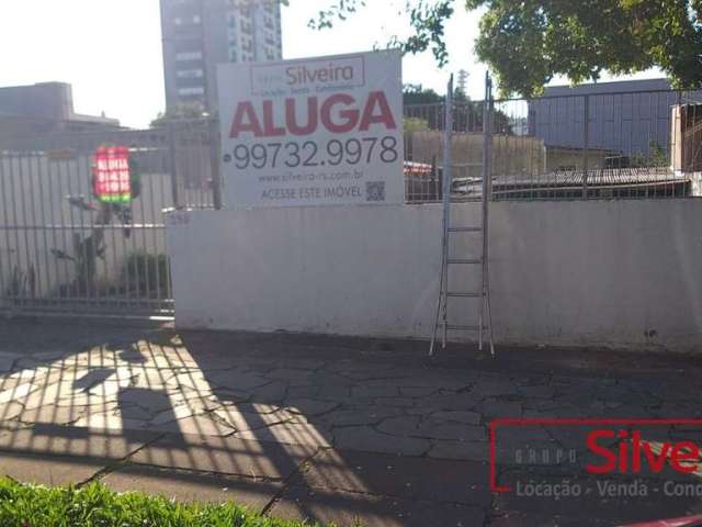 Terreno comercial para alugar na Avenida Lageado, 250, Petrópolis, Porto Alegre por R$ 2.200