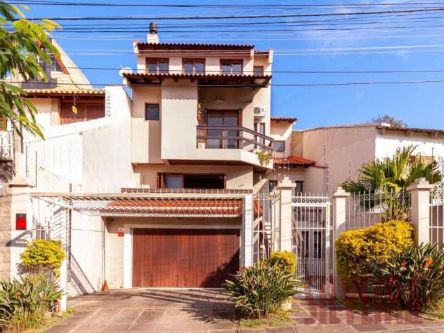 Casa com 3 quartos à venda na Rua Matias José Bins, 1489, Chácara das Pedras, Porto Alegre por R$ 1.130.000