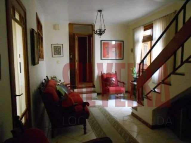 Casa com 5 quartos para alugar na Rua Monsenhor Veras, 660, Santana, Porto Alegre por R$ 8.500