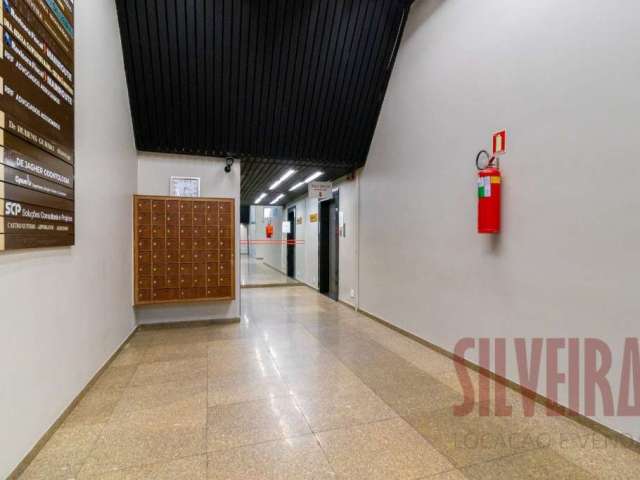 Sala comercial para alugar na Rua General Vitorino, 77, Centro Histórico, Porto Alegre por R$ 1.700