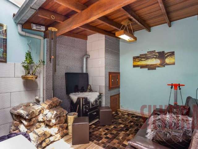 Casa em condomínio fechado com 3 quartos à venda na Emílio Schlabitz Neto, 135, Alto Petrópolis, Porto Alegre por R$ 636.000