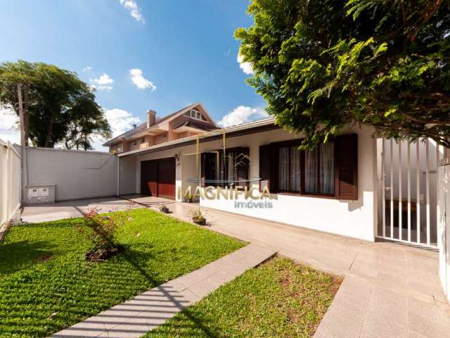 Casa com 3 quartos à venda na Rua Antônio Grade, Vista Alegre, Curitiba, 222 m2 por R$ 1.030.000