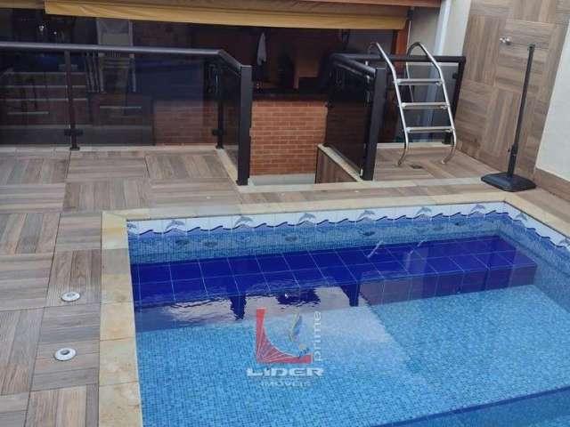 Casa com piscina na Vila Santista Atibaia SP