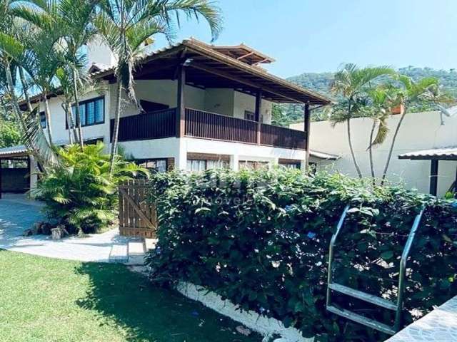 Casa com 4 dormitórios à venda, 203 m² - Rio Tavares - Florianópolis/SC