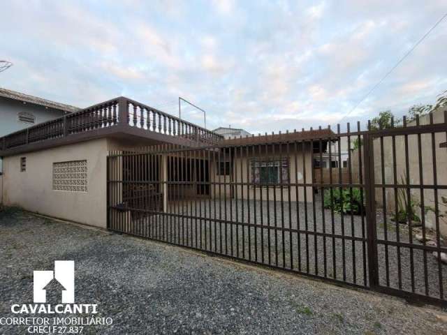 Casa com 4 quartos à venda no Bucarein, Joinville , 192 m2 por R$ 350.000