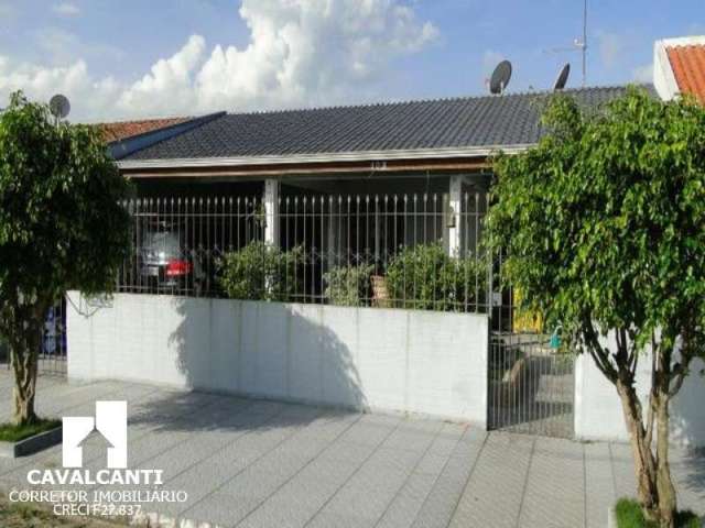 Casa com 3 quartos à venda no Parque da Fonte, São José dos Pinhais  por R$ 485.000