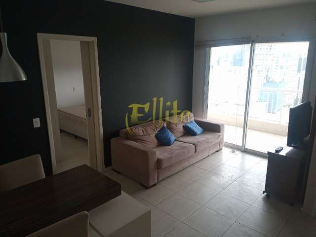 Flat com 01 dormitório para locação na região do Brooklin, São Paulo - SP.