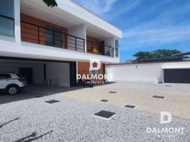 Apartamento Residencial à venda, Palmeiras, Cabo Frio - AP0713.