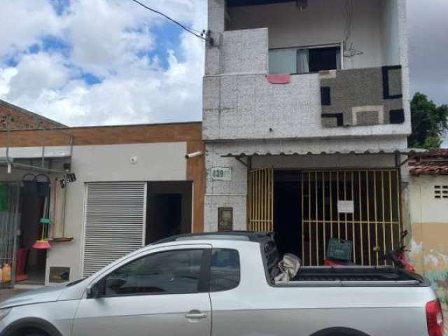 Casa em Conceição  -  Feira de Santana