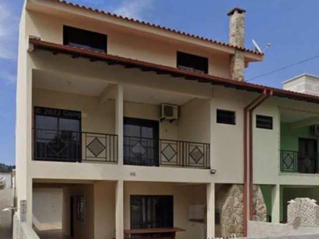 Casa para Venda em Governador Celso Ramos, Praia Grande, 4 dormitórios, 1 suíte, 2 banheiros, 3 vagas