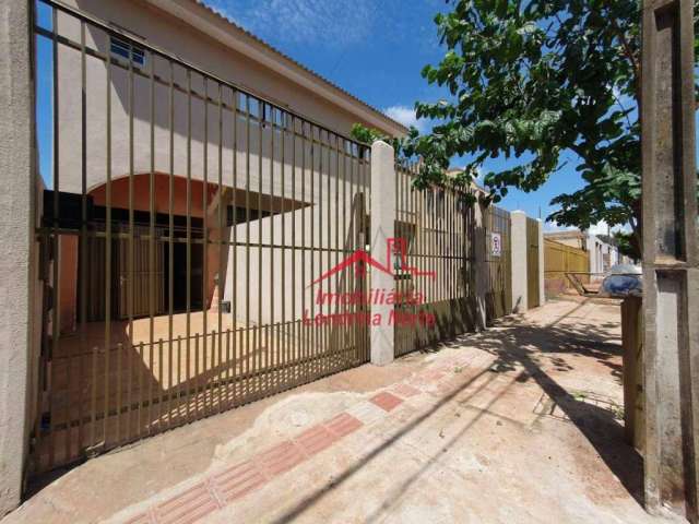 Casa com 3 dormitórios para alugar, 120 m² por R$ 2.450,00/mês - Estados - Londrina/PR