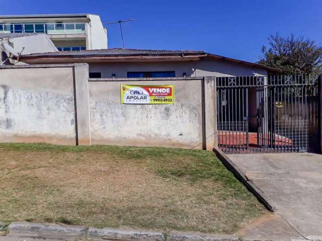 Casa com 3 quartos à venda na Rua Durvalino da Silva, 133, Colônia São Venâncio, Almirante Tamandaré, 134 m2 por R$ 320.000
