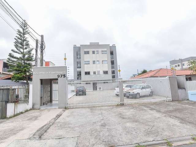 Apartamento com 3 quartos à venda na Avenida Capitão Thomaz Carvalho de Camargo, 975, Cidade Jardim, São José dos Pinhais, 57 m2 por R$ 240.000