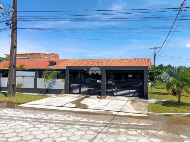 Casa com 3 quartos à venda na RUA CARLOS DRUMMOND DE ANDRADE, 626, Luciane, Pontal do Paraná, 85 m2 por R$ 565.000