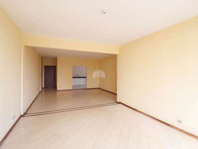 Apartamento com 3 quartos à venda na Rua Barão do Serro Azul, 447, Centro, Curitiba, 144 m2 por R$ 399.000