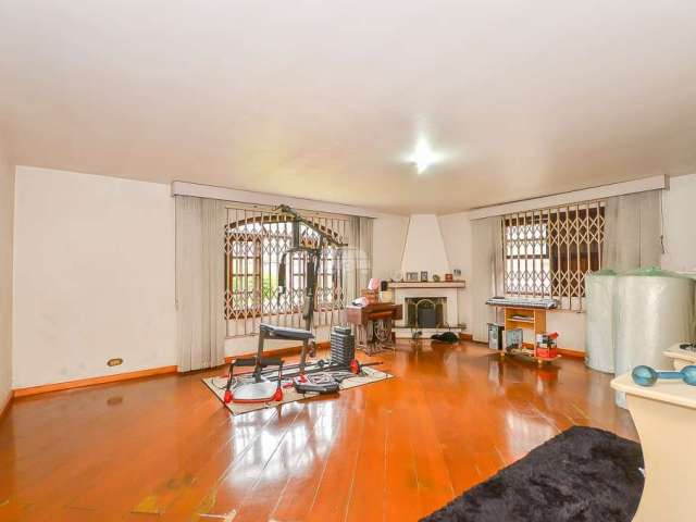 Casa com 3 quartos à venda na Rua Mandaguari, 1330, Emiliano Perneta, Pinhais, 180 m2 por R$ 920.000
