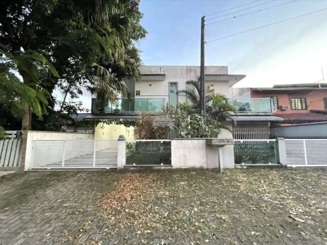 Casa com 3 quartos à venda na Rua Leônidas Pommer, 275, Cambijú, Itapoá, 120 m2 por R$ 550.000