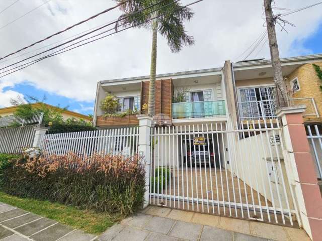 Casa com 3 quartos à venda na Rua Espírito Santo, 296, Colônia Rio Grande, São José dos Pinhais, 131 m2 por R$ 850.000