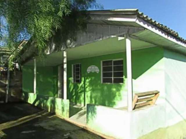 Casa com 2 quartos à venda na Rua do Pedreiro, 131, Periquitos, Ponta Grossa, 45 m2 por R$ 69.000