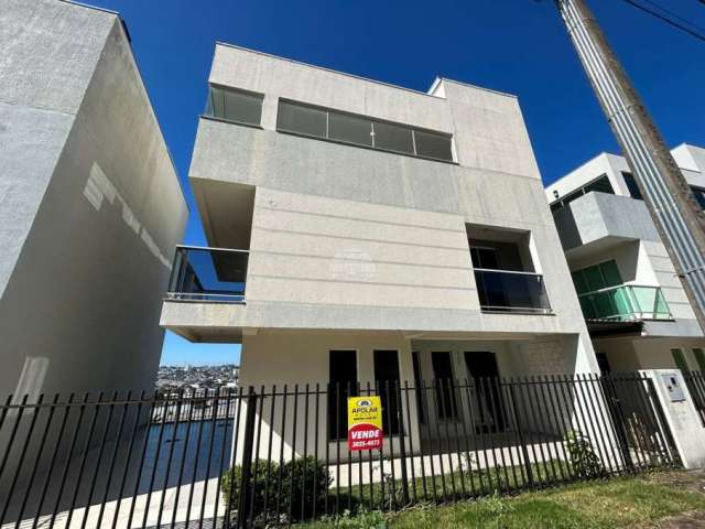 Casa com 3 quartos à venda na Rua Xisto Ramirez Gutierrez, 442, Aeroporto, Pato Branco, 99 m2 por R$ 580.000