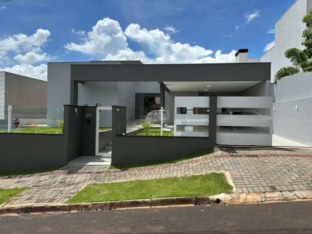 Casa com 3 quartos à venda na Rua Avenício Ezidio Giasson, 35, Parque do Som, Pato Branco, 170 m2 por R$ 1.090.000