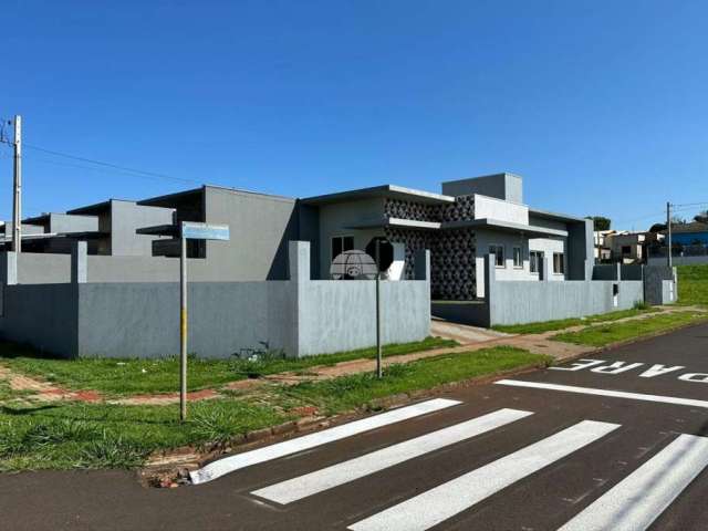 Casa com 2 quartos à venda na Rua Emilia Rosa Pietrobelli, 21, Planalto, Pato Branco, 55 m2 por R$ 287.000
